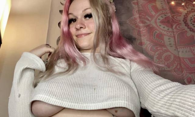 I’m available for hook up 24/7