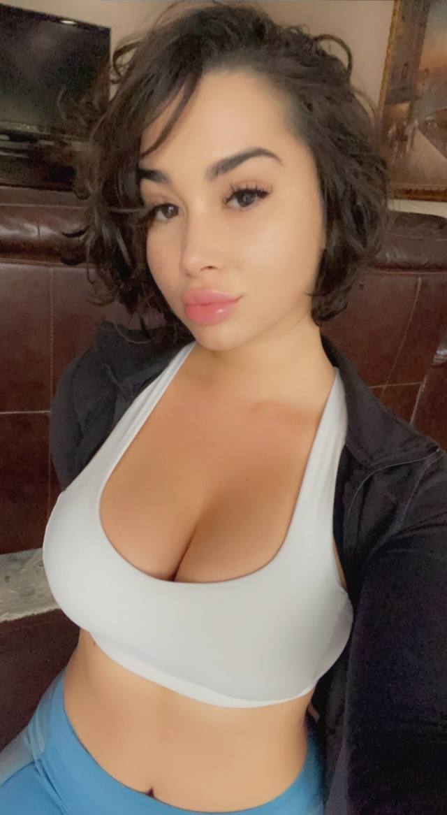 ❤️❤️ Honest and open minded looking for a LTR with a very responsible man. 🌹🌹