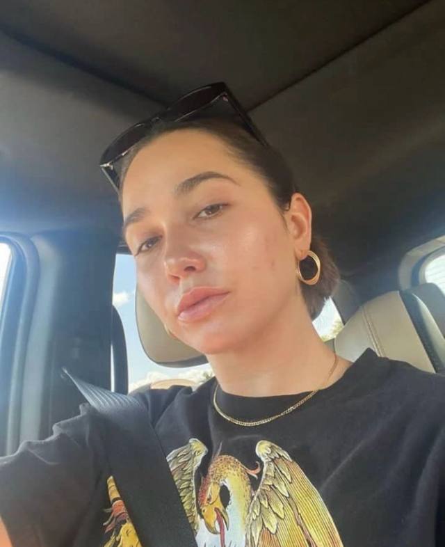 Seeking for friends and benefits