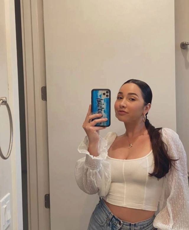 Seeking for friends and benefits