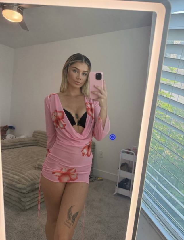 Hi guys,I am available for special service hmu let’s have fun incall,outcall