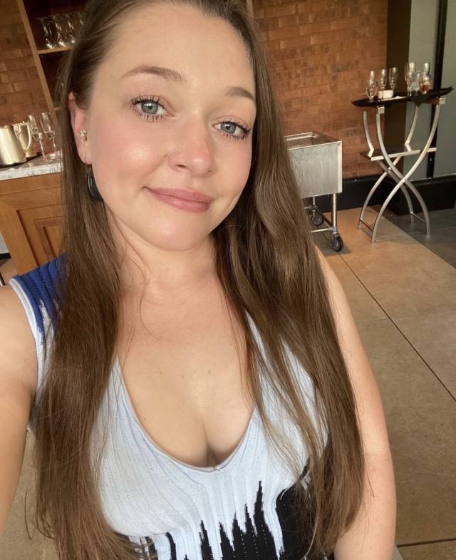 NO UPFRONT‼️ONLY PAYMENT IN PERSON FACE TO FACE3 HOLES +1 508 838 5239