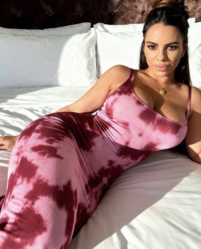 I’M PAIGE, A HOT GIRL🥵WITH CLEAN PUSSY AND TITS🍑420 FRIENDLY😜READY TO FUCK HARDER🥵🍆 SUCK👅💦SENSUAL BODY RUB AND PARTY