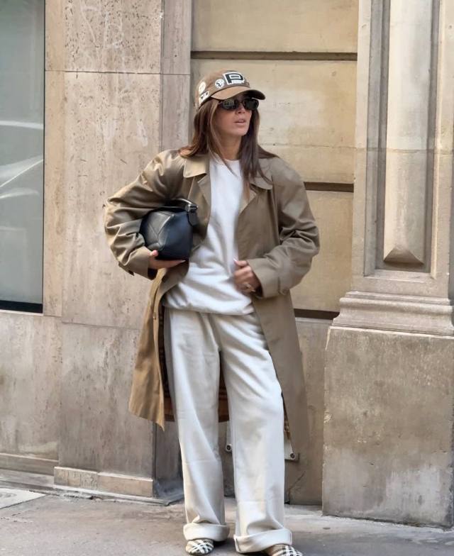 I’m available for hookup today sweetheart 🥰🍒