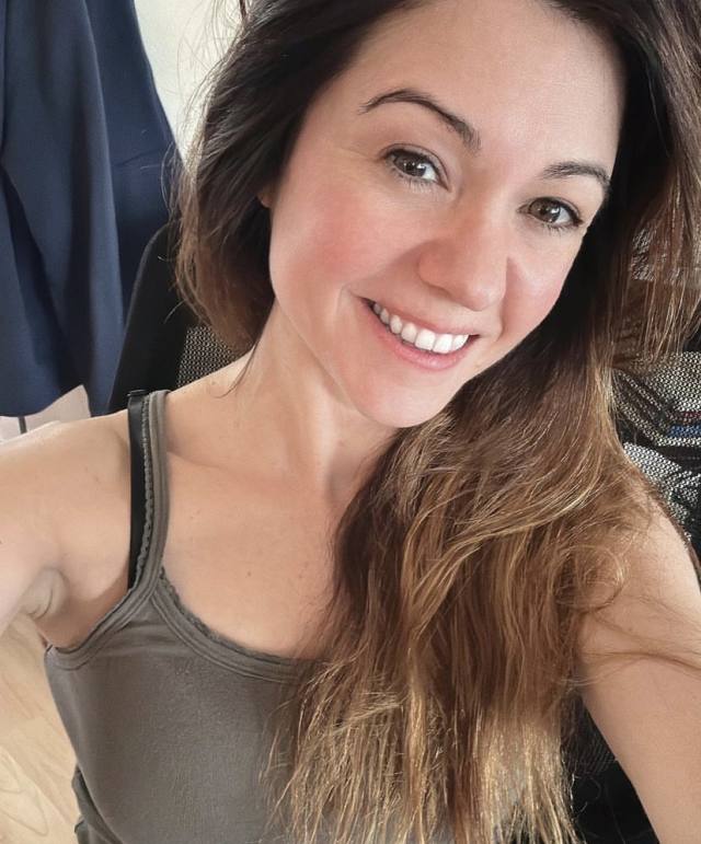 I’m Juliana  Am available and  lets fuck 💦 No games 🍓And All available for incall and Outcall 💧💦 am wet and you?