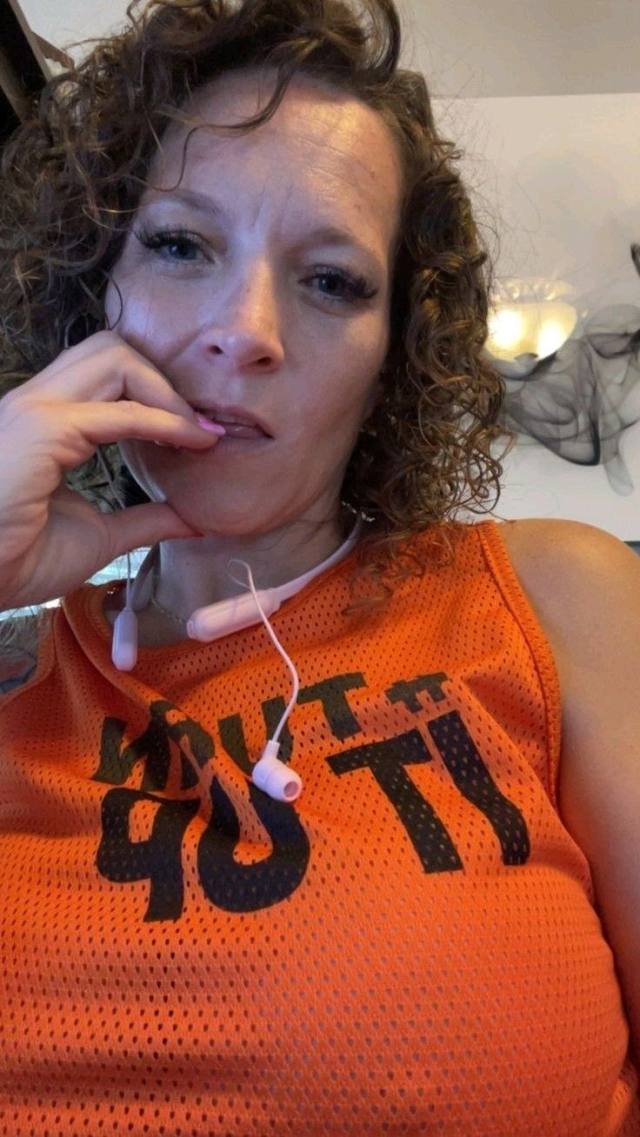 I’M A LICENSED MASSAGE THERAPIST CATERING TO MEN WHO WANT A PROFESSIONAL MASSAGE IN A RELAXED SETTINGS +13322855300