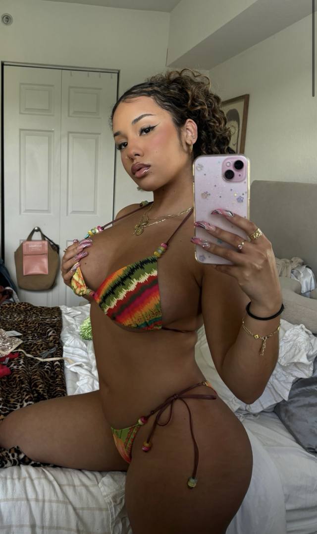 I’m a 24-year-old independent and mature masseuse who knows how to blend relaxation with intimacy. My touch is warm, soothing