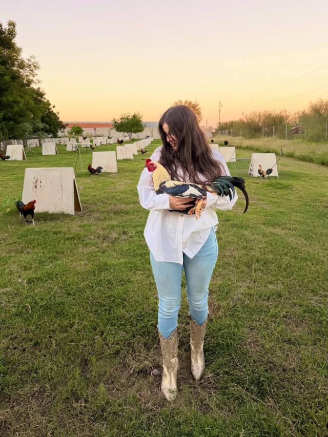 Available for both incall and outcall service