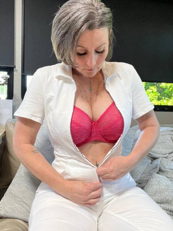 Licensed and v𝐞𝐫𝐢𝐟𝐢𝐞𝐝✔️®️Nuru massage🍆 therapist seductive💦GFE🍑💦with deep relaxation💆‍♂️in Discreet🏡 ❌NO UPFRONT ❌payment in