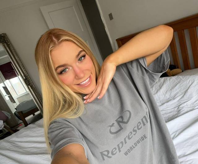 I’M A SPECIALIST & A LICENSED MASSAGE THERAPIST AVAILABLE FOR FUN FILL EROTIC MASSAGE