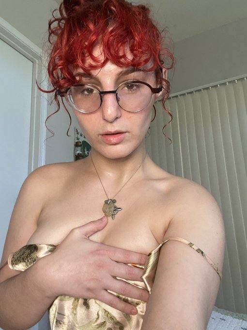 NO PAYMENT REQUIRED- SEXY SINGLE FOR MASSAGE SESSION ,MEET AND FUCK AS LONG AS YOU KNOW HOW TO USE YOUR DICK 🍑🍑💦💦🍆