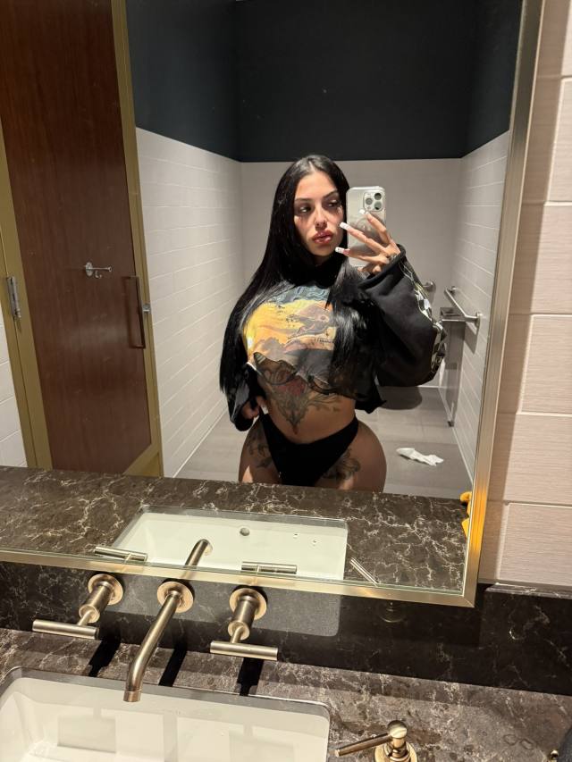 +1(646) 513-9960 💯real& Legit, Ready to Hook up🍆 💋 Fun to meet🥰 My place or yours (Incall or outcall).