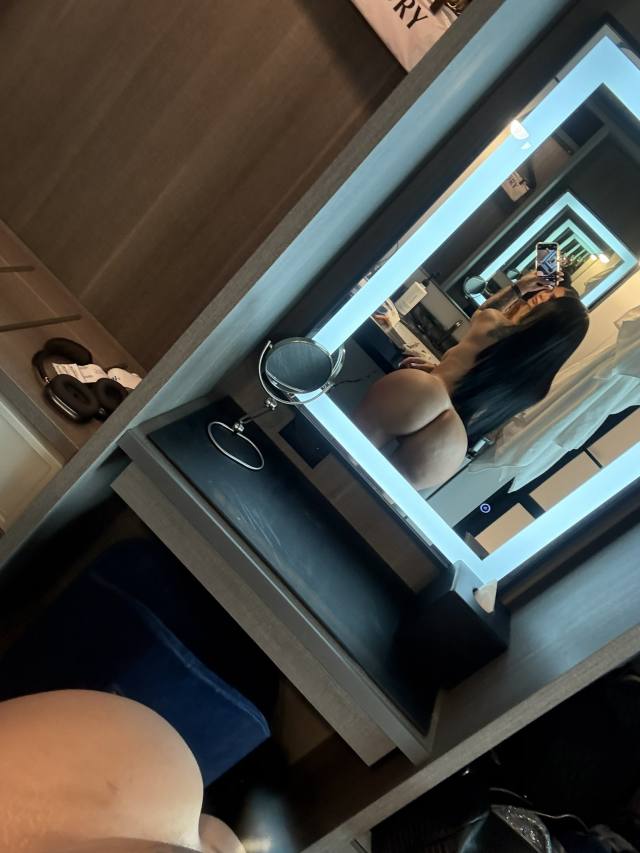 +1(646) 513-9960 💯real& Legit, Ready to Hook up🍆 💋 Fun to meet🥰 My place or yours (Incall or outcall).