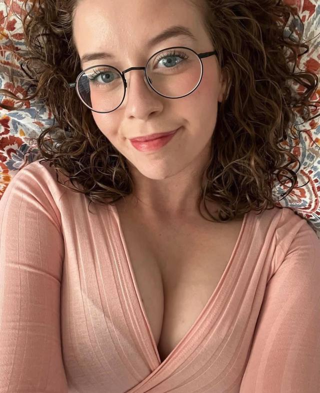 I’m looking for friends with benefits ❤️🥰