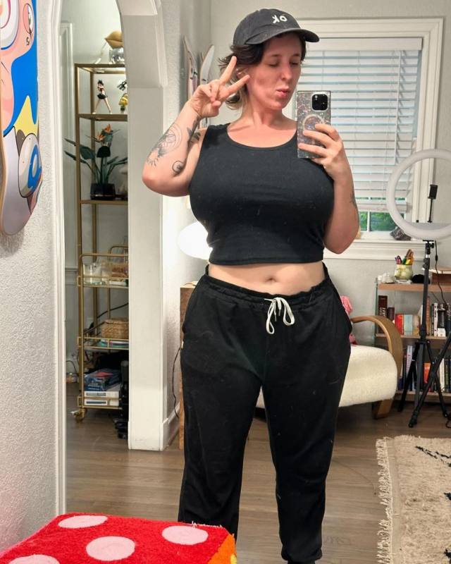 I'm available for relationship 50yrs upward