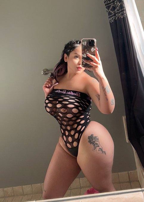 DIG 🍆MY 3HOLES🍑AND EXPLORE YOUR FANTASIES WITH ME, AT CHEAP  RATE TEXT ME 🍆(573) 429-2643