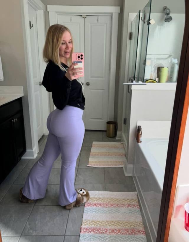 IM GOOD SUPER SWEET & SOFT THE ULTIMATE SERVICES AND CHEAP MATURE, DISCREET, PROFESSIONAL, 👅🍆💦ANY GUY CAN TEXT AVAILABLE YOUN