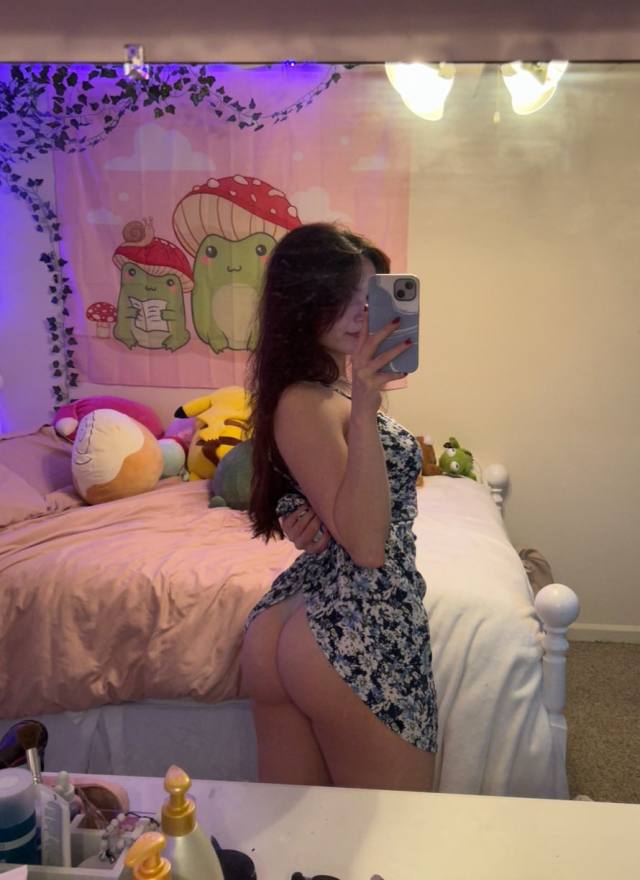 CASH ACCEPTED I’m down for anything 🍆🍑💦💦..... IF YOU CALL AND I’M NOT AVAILABLE TEXT ME IMMEDIATELY… THANK YOU