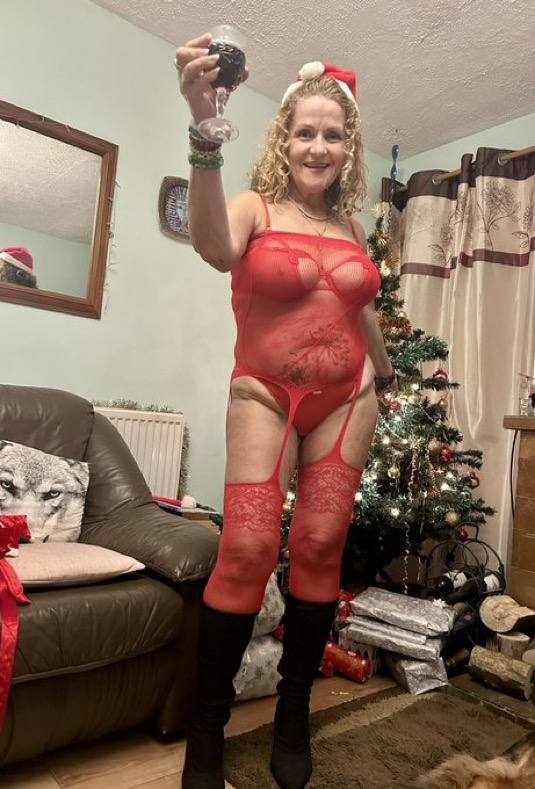 (3104620016)  for Therapy/Massage (Best Nuru, deep tissue, Swedish), Intimate Services, GFE. Fantasies meet reality. Verified
