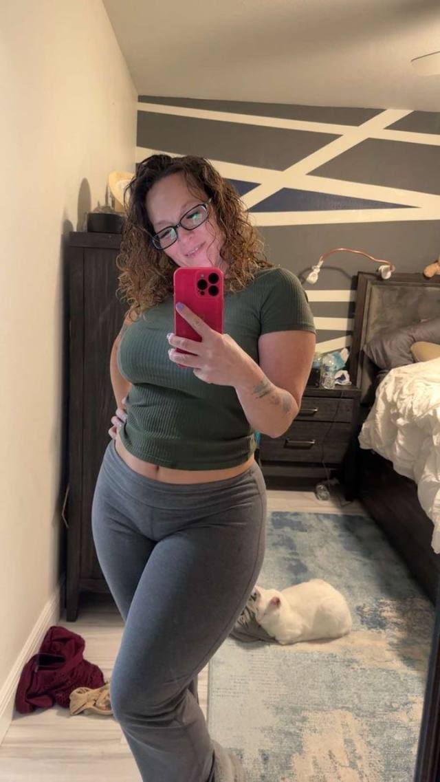 I’M A LICENSED MASSAGE THERAPIST CATERING TO MEN WHO WANT A PROFESSIONAL MASSAGE IN A RELAXED SETTINGS +13322855300