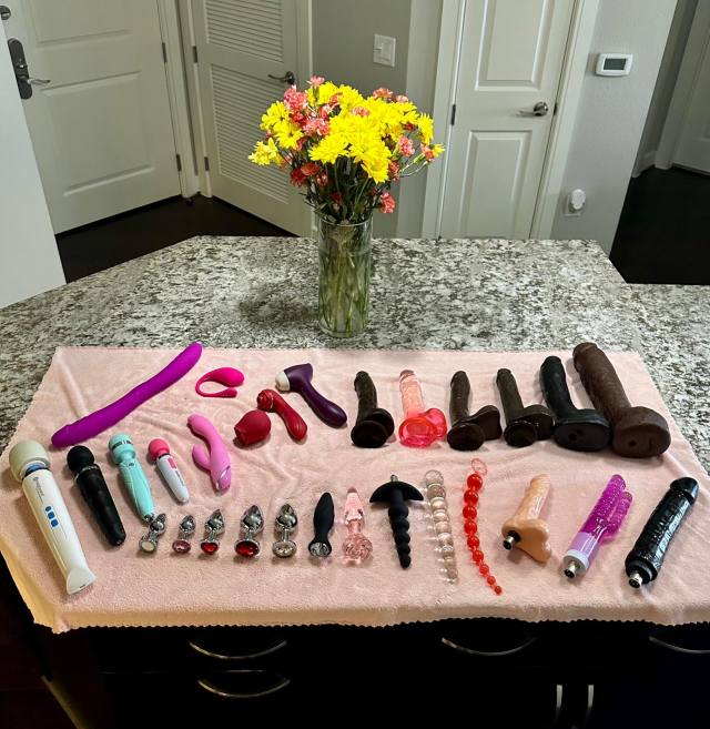 Sexy Hot Professional Ts Escort Available