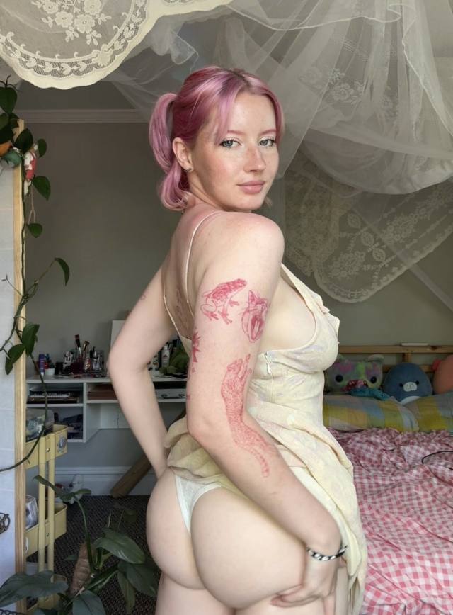 I’m available for hookup and sell hot video 🥵 I accept cash 💰 text me now +15617263935