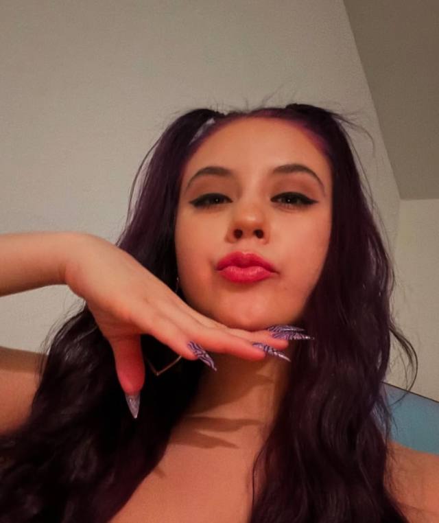 Hey My Name is Florence © Age: 25°9 in the perfect Package I also sell nudes ..ru n party Fa   +1 304-405-7098