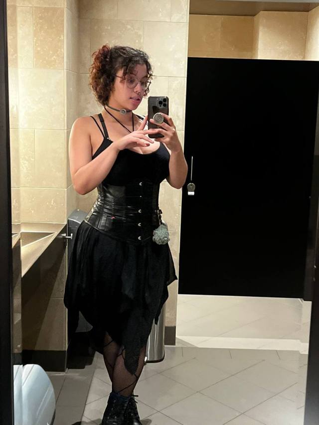 Exclusive private hotel suite orgy party | 18+ nsfw{F4M}