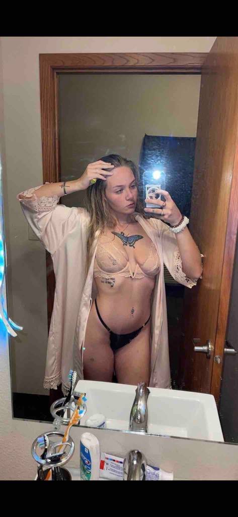 Butterfly 🦋 Girl🥰