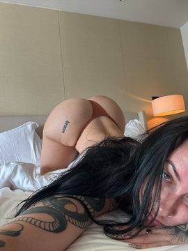 I’m ready to help you get hard 🍆🍆and explore new pleasures… Text/ WhatsApp:8066633149