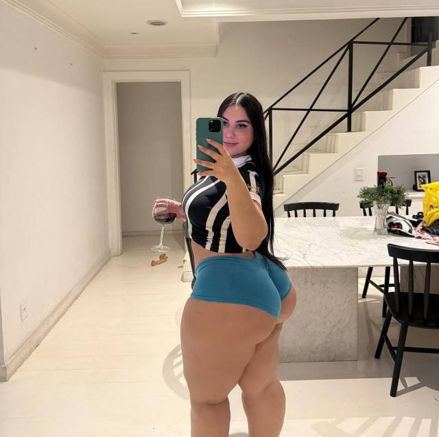 Am horny 💦 available for meet up incall & outcall. Payment in person.send me a Dm: 6518292330