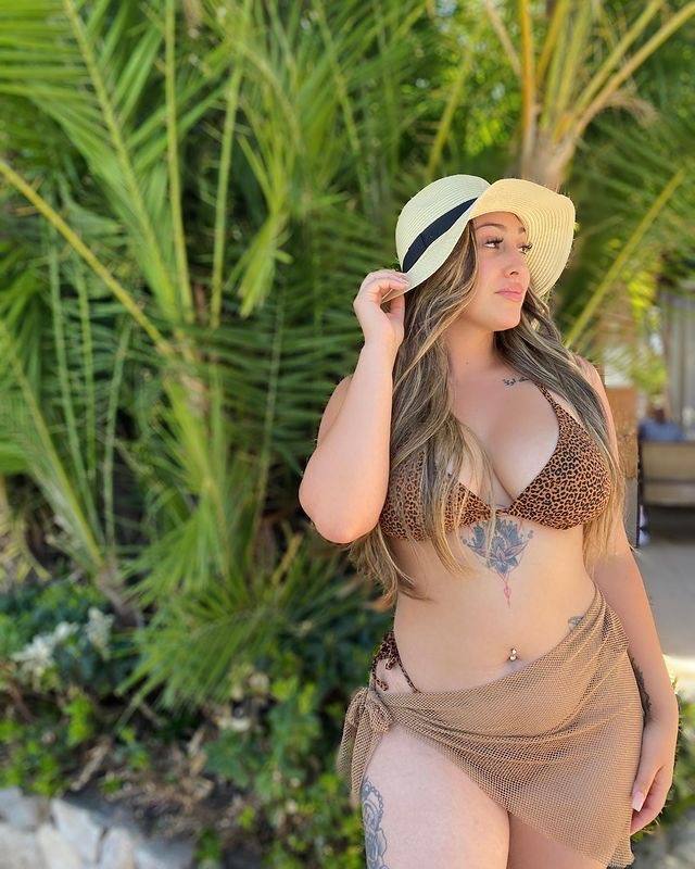 Welcome to Kalm Sanctuary,A space at which you get the best treatment,relaxation and pleasure,My clients satisfaction is my p