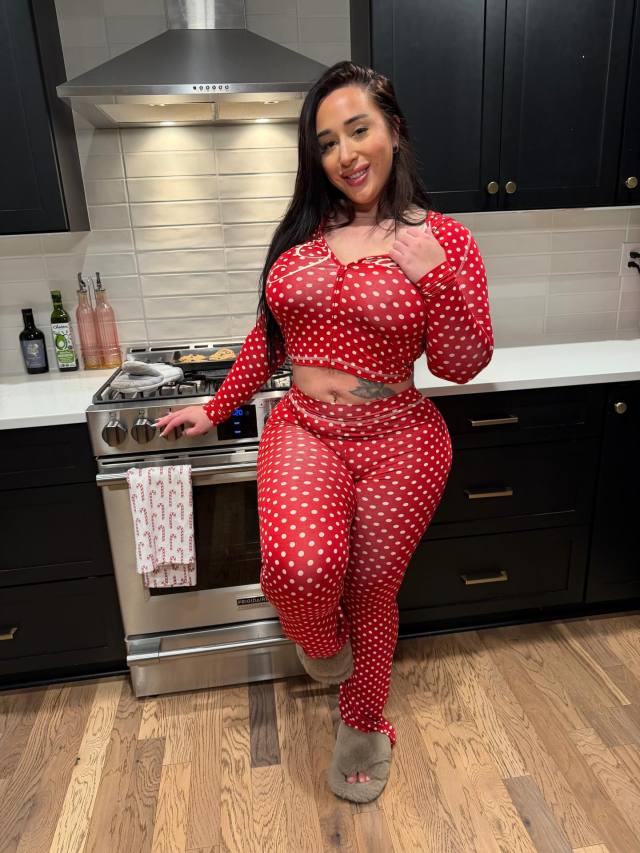 👅I AM LOOKING FOR A NICE COCK TO **** SERVICE💠AVAILABLE CAR/HOME/HOTEL INCALL AND OUTCALL