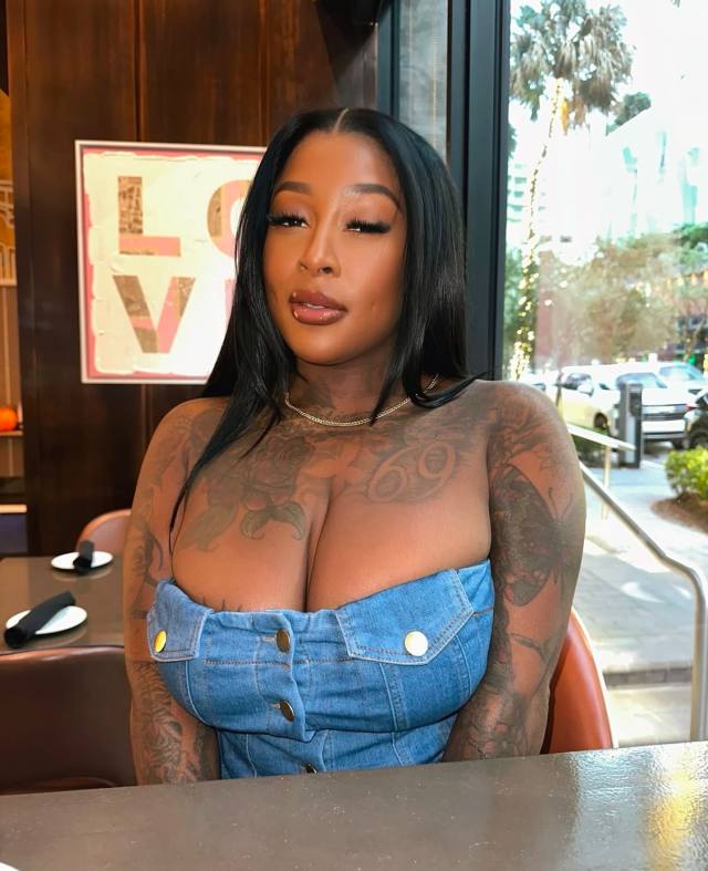 Laughs, Chaos & Late-Night Vibes