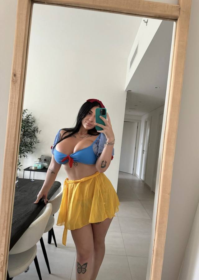 36years old sexy lady seeking fun and some good sex get paid incall or Outcall and a NURU MASSAGE therapist NURU Massage Full