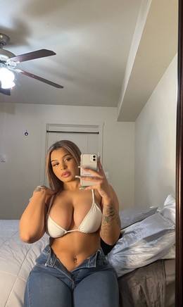 I’m available for FT session, Bodyrubs with happy ending