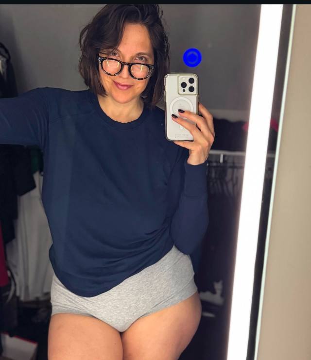 47 years old PROFESSIONAL, INDEPENDENT, MATURE MASSEUSE, I OFFER ALL KINDS OF MASSAGE\HAPPY ENDING TO YOUR BEST SATISFACTION