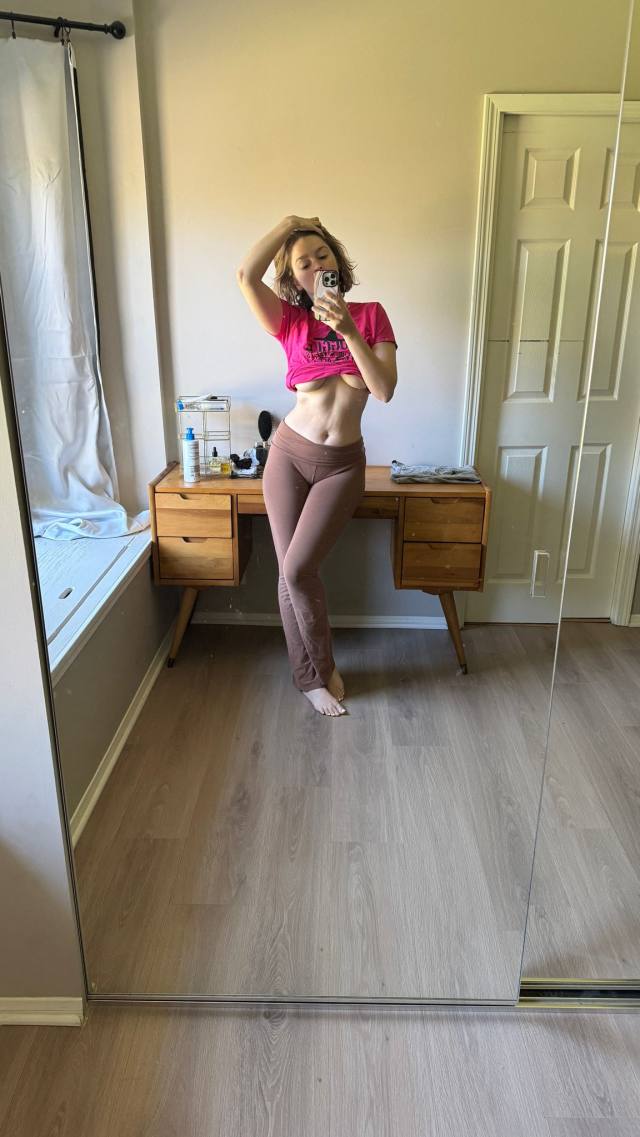 NO PAYMENT REQUIRED- SEXY SINGLE MOM FOR MEET AND FUCK AS LONG AS YOU KNOW HOW TO USE YOUR DICK 🍆🍑🍆💦.