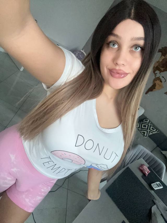 Hot and Sexy DTF 🍆💦🍑