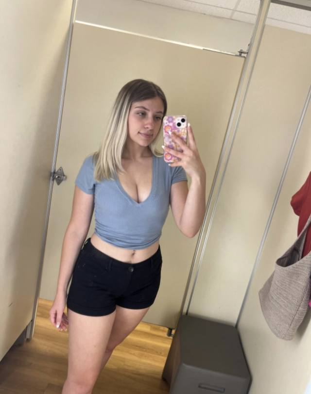 Hi I’m meliana juicy,hot and I’ll spoil you 🥵🍆I’m SWEET&SEXY 💦 I’ll make your fantasies come true text &iMessage 4102109071