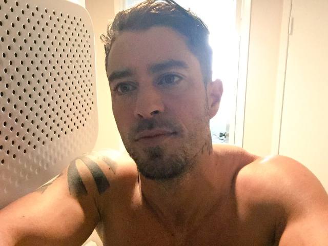 I am Gay and interested in CUDDLING, KISSING, FUCKING, DEEPTHROATH MUTUAL ORAL, and 69. I am down for hookup right now and ch
