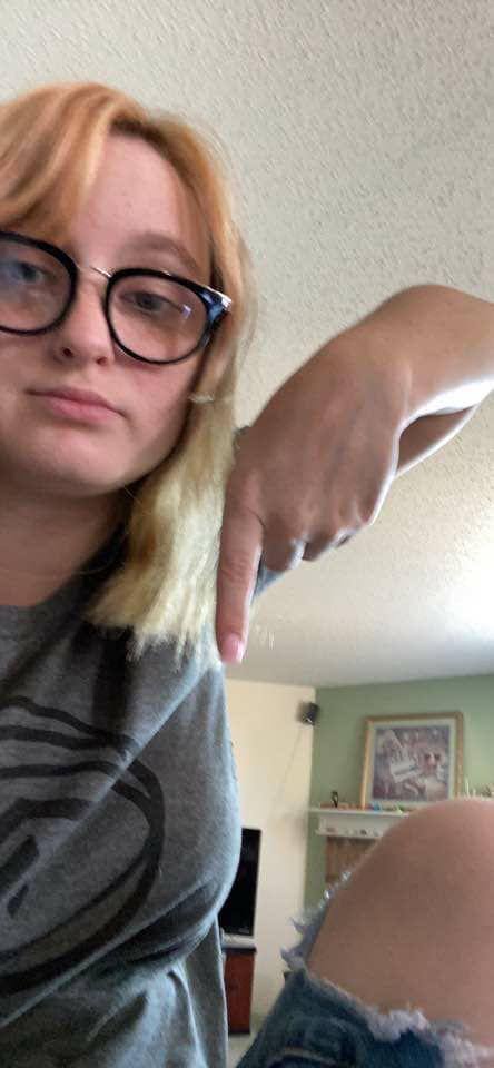 FaceTime is available with charge 💥😜