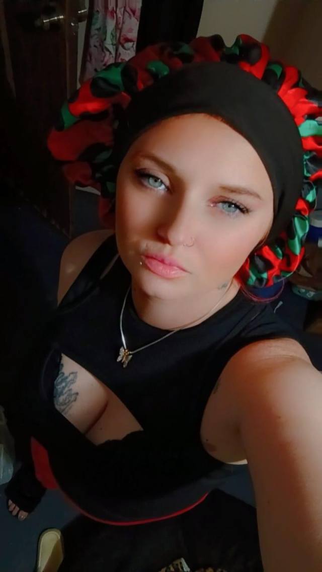 I AM AVAILABLE FOR INCALL AND OUTCALL SERVICES