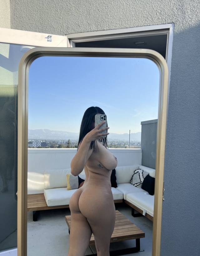I squirt 💦 a lot…….  Do you love it if I squirt on your bed tonight …. Maybe I could lick 👅 up your cum 💦