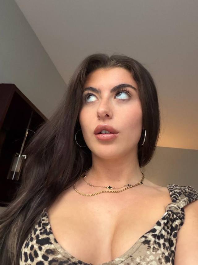 💦 I take in-person payments ❤️ and any upfront ones too no games, just good vibes. I’m in town, we can make it a regular thin