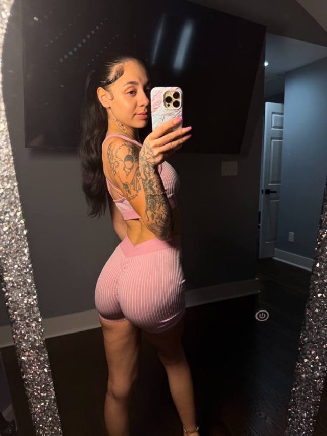 😍 I’m in town looking to have an amazing Experience 💧💦🥰 i can fulfill your widest fantasies I’m available hit me up.