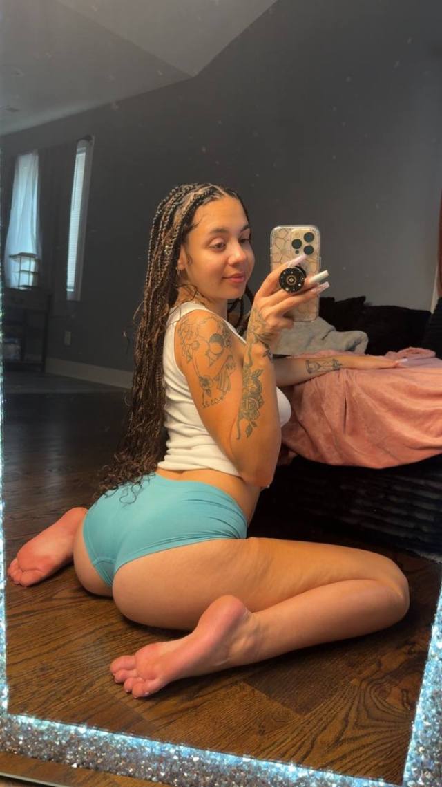 😍 I’m in town looking to have an amazing Experience 💧💦🥰 i can fulfill your widest fantasies I’m available hit me up.