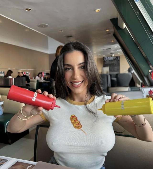 Looking for serious relationship ready to mingle and settle down text me with your name and pic