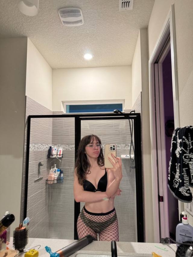 ESCORT Margret AVAILABILE FOR NEAR BY HOOKUP 💦AND ALSO SELL PARTY FAVOR💫✨💥✨🍑🍆🍒TEXT ME ON MY CELLPHONE NUMBER +1 431-813-4278