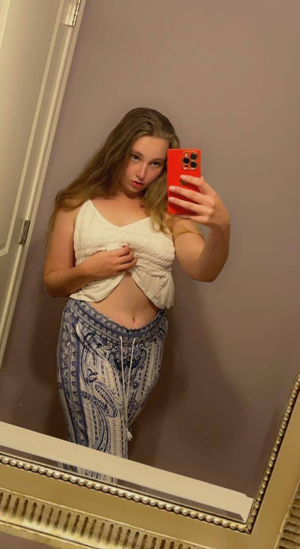 Am Garcia seeking for a fuck mate just friend with benefit